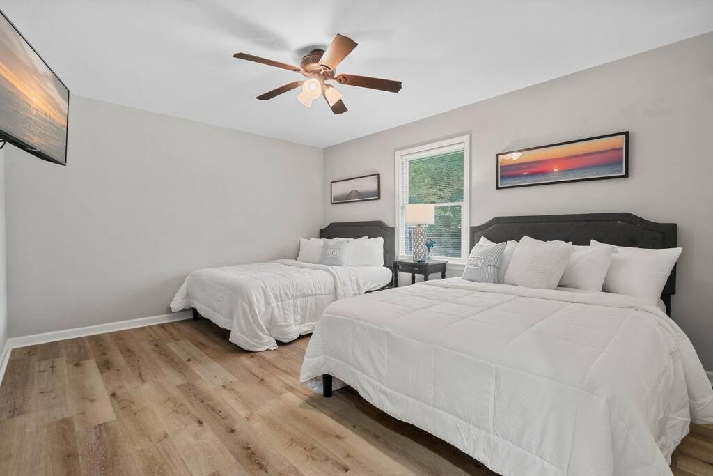 Cozy Lake Home - Jacuzzi King Bed Marina Access Муурсвил Екстериор снимка